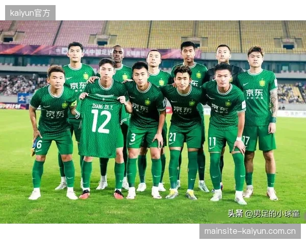 数据揭示中超球队换人时机与比赛态势紧密相关，落后方更早寻求变化。